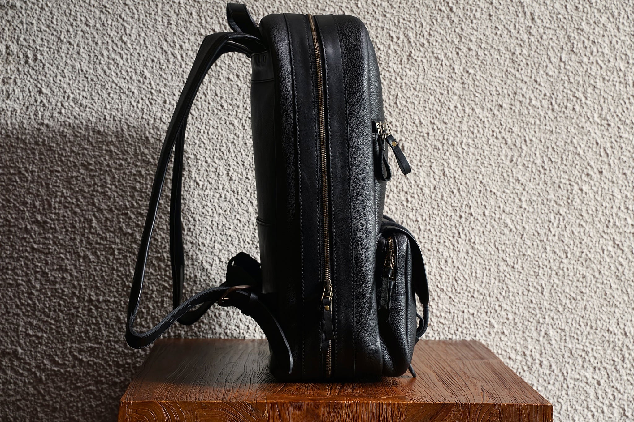 clava vachetta leather urban survival backpack Citypack L | Backpack | Black | Monogrammed