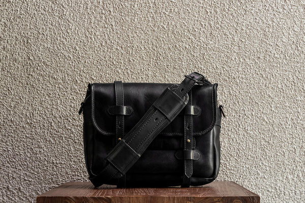 R.F. 13/Black - 3 Weeks Preorder