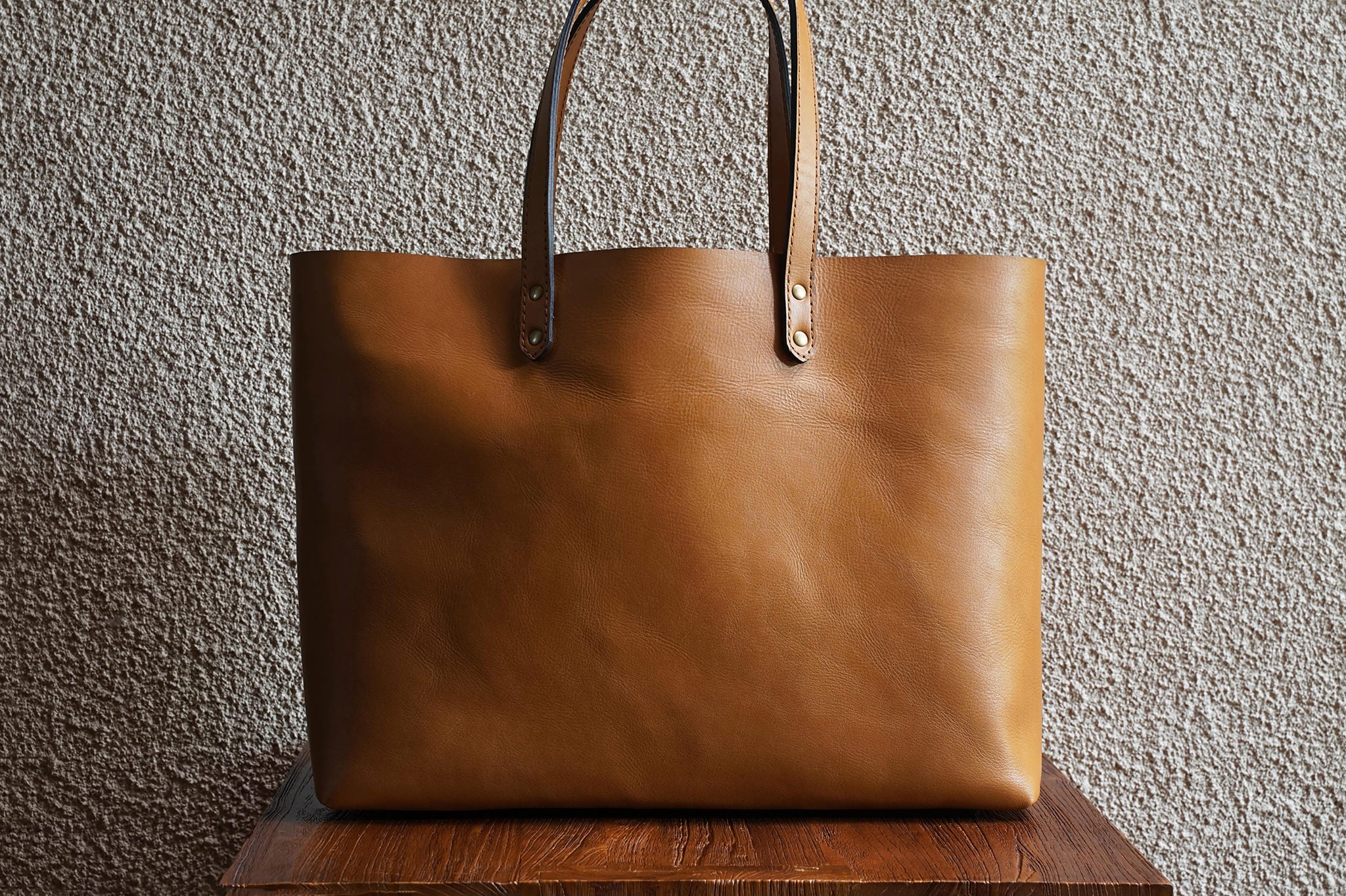 Wide Tote/Sand - 2 Weeks Preorder