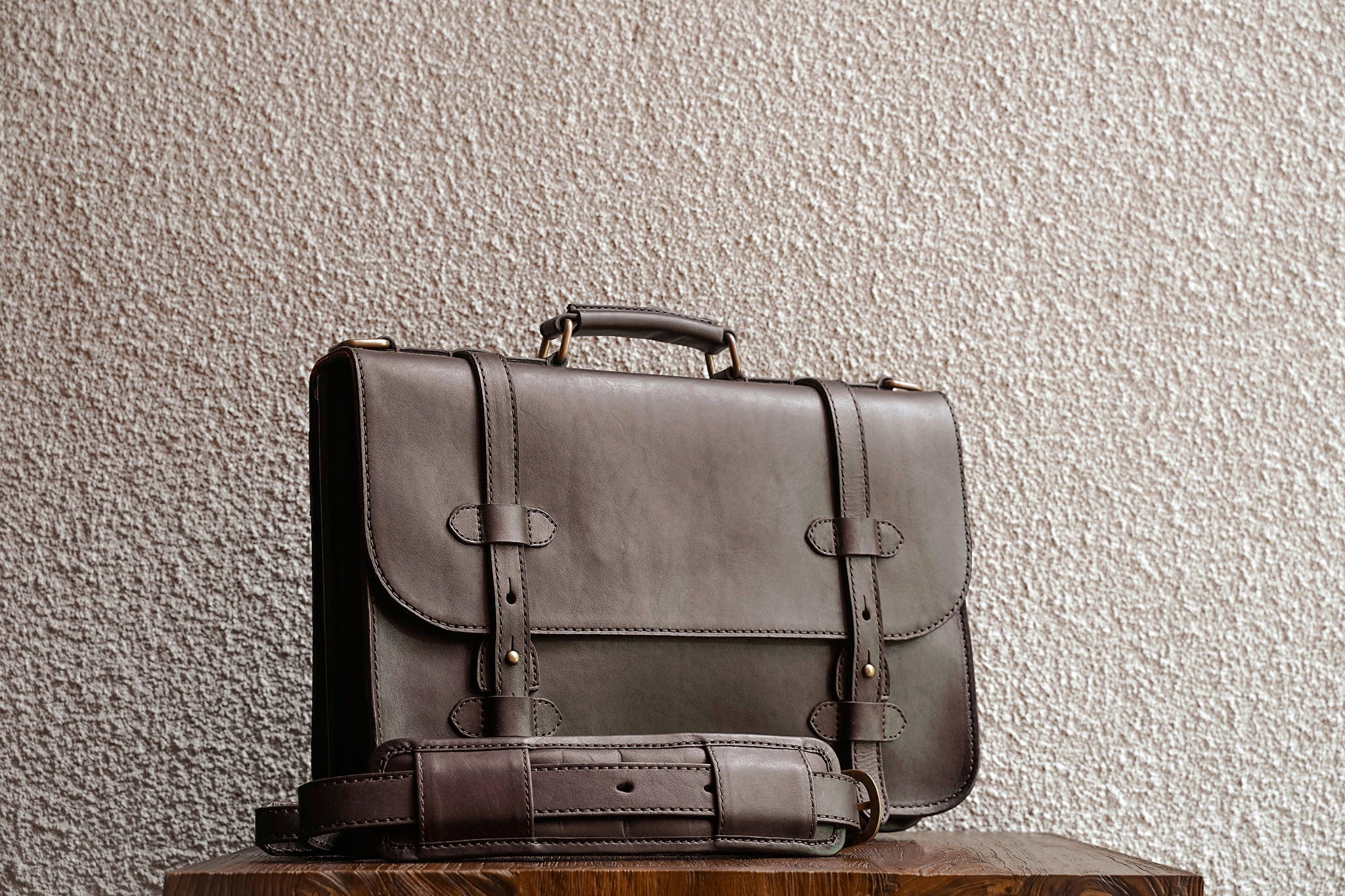 Cravar briefcase Clearance